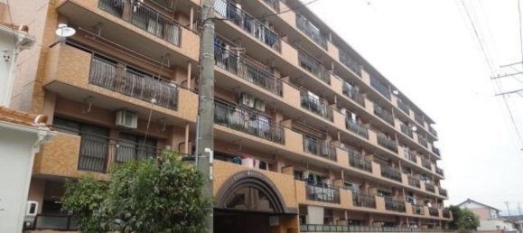 Apartamento de 3 dormitorios en Aichi, Japan No. 2130 2