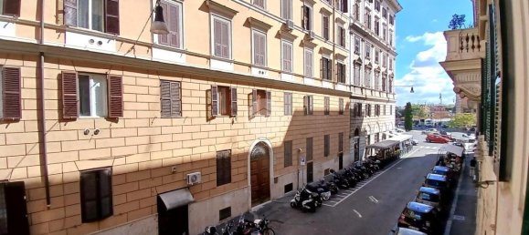 Apartamento de 4 habitaciónes en Rome, Italy No. 231217 4