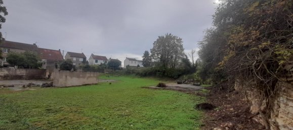 Land in Deols, France No. 88593 8