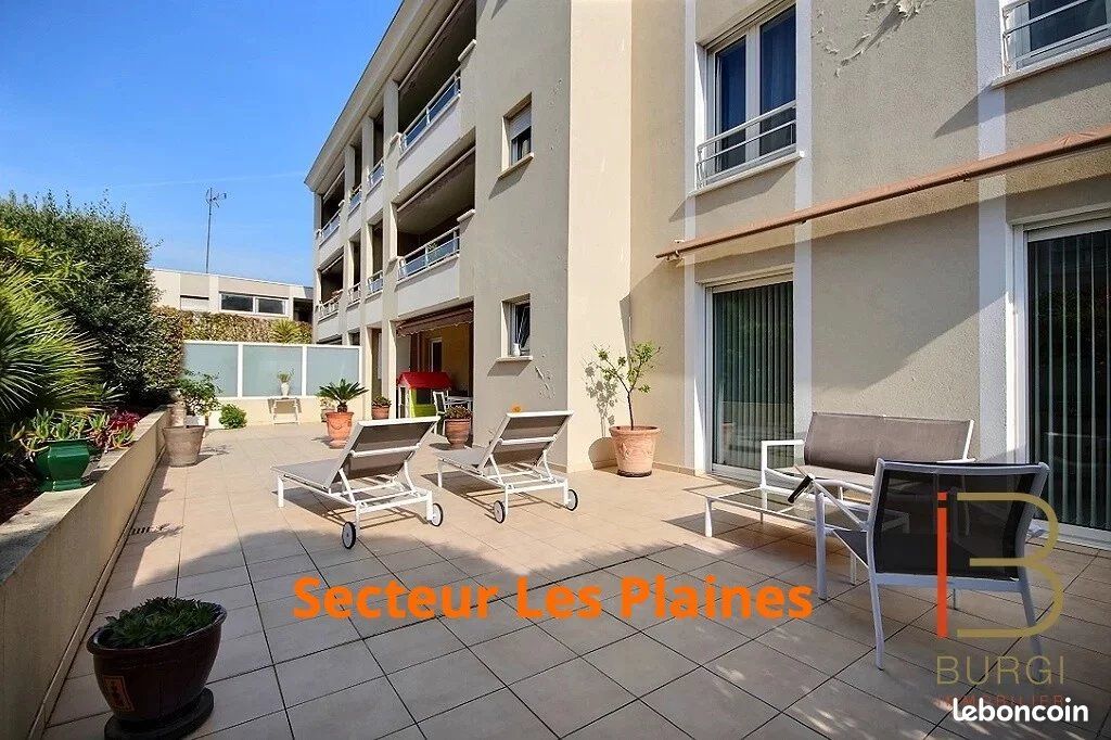2 bedrooms Apartment in Saint-Raphael, France No. 343417
