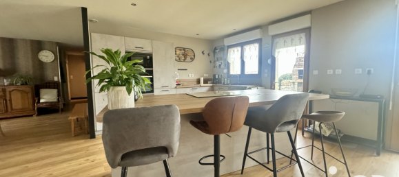 3 bedrooms House in Mametz, France No. 153795 4