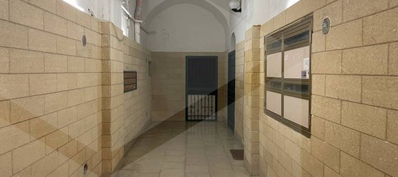 1 room Commercial property in Bari, Italy No. 25550 5