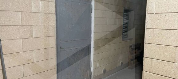 1 room Commercial property in Bari, Italy No. 25550 4