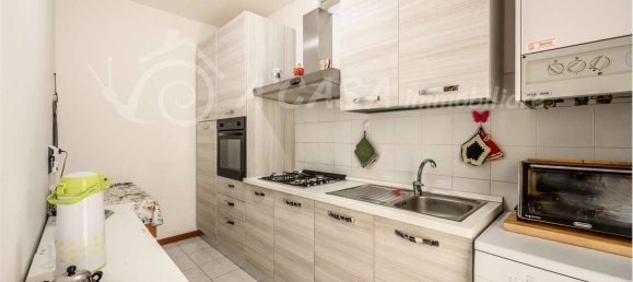 Квартира с 2 спальнями в Медезано, Италия № 119184 4