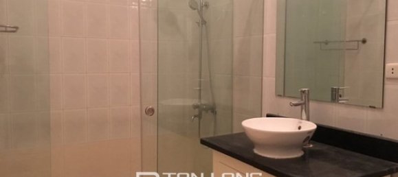 4 غرف نوم منزل في Tay Ho, Vietnam رقم 2013 9