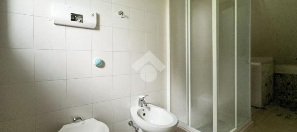 9 bedrooms Villa in Isola Rizza, Italy No. 325194 14