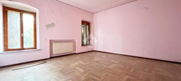 9 bedrooms Villa in Isola Rizza, Italy No. 325194 28