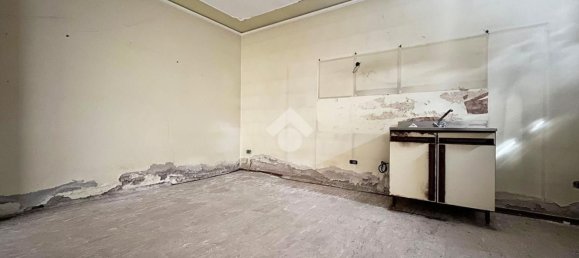 9 bedrooms Villa in Isola Rizza, Italy No. 325194 8