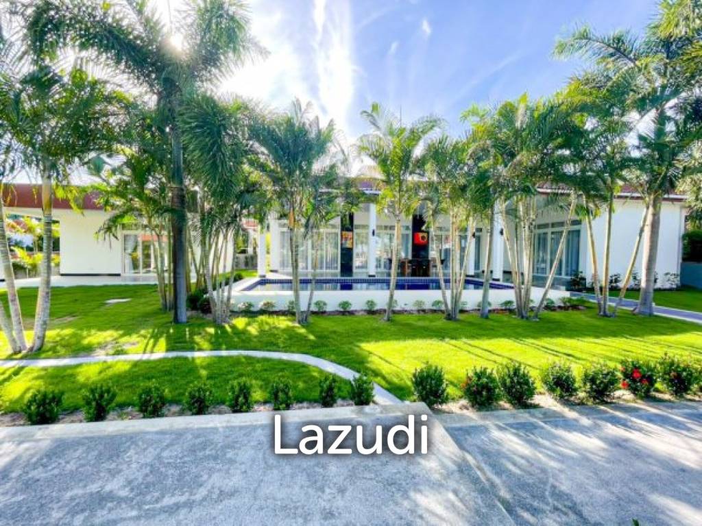 Villa de 4 dormitorios en Hua Hin, Thailand No. 27360