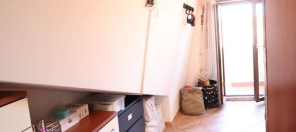 Apartamento de 2 dormitorios en Capena, Italy No. 335803 13