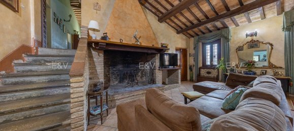 14 rooms House in Bettona, Italy No. 132383 9