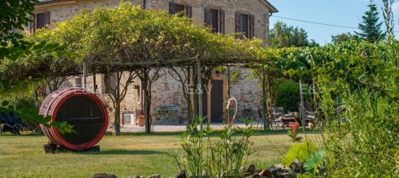 14 rooms House in Bettona, Italy No. 132383 20