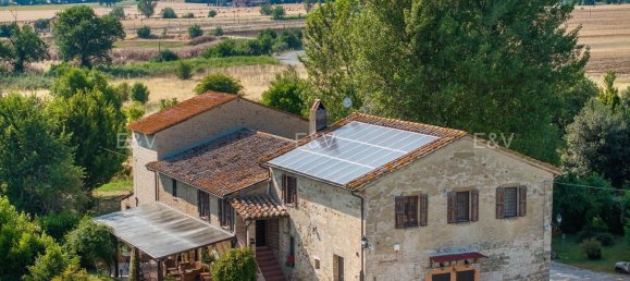 14 rooms House in Bettona, Italy No. 132383 19