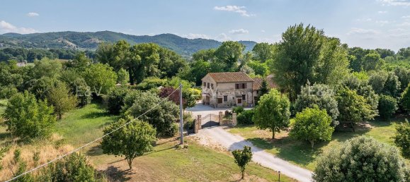 14 rooms House in Bettona, Italy No. 132383 7