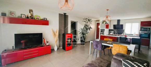 5-salle Maison à Charente-Maritime, France No. 364129 3