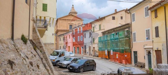 Apartamento de 6 divisões em Castelplanio, Italy N.º 8300 11