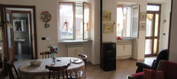 5 rooms House in Oviglio, Italy No. 49765 5