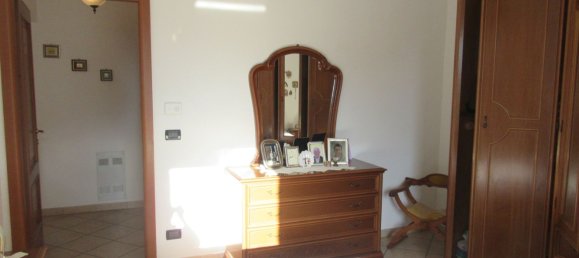 5 rooms House in Oviglio, Italy No. 49765 9