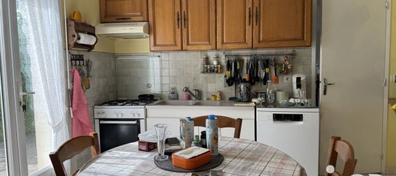 3 bedrooms House in Conde-sur-Vire, France No. 358146 8