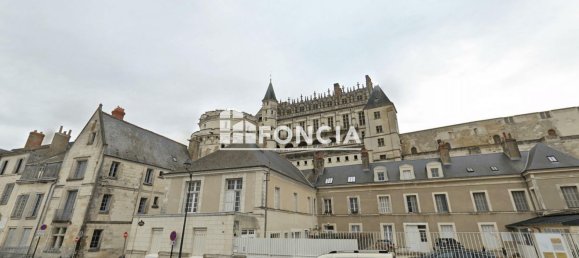 1 bedroom Apartment in Amboise, France No. 227579 2