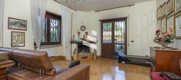 Apartamento de 3 dormitorios en Fiumicino, Italy No. 341787 3