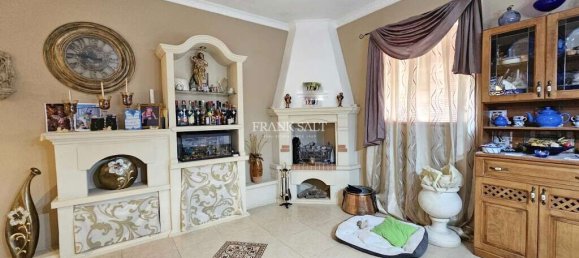 Мезонет с 3 спальнями в Таршин, Мальта № 1945 3