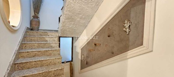 Мезонет с 3 спальнями в Таршин, Мальта № 1945 11