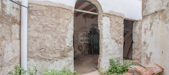 Apartamento de 2 dormitorios en Mahon, Spain No. 1436 8