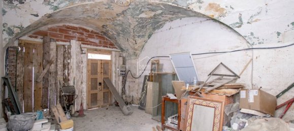 Apartamento de 2 dormitorios en Mahon, Spain No. 1436 13