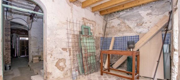 Apartamento de 2 dormitorios en Mahon, Spain No. 1436 10