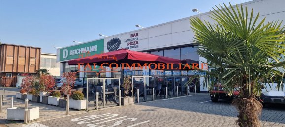 1990m² Commercial property in Buccinasco, Italy No. 4173 12