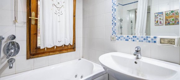 5غرفة شقة في Florence, Italy رقم 214655 39