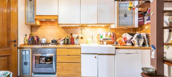 5غرفة شقة في Florence, Italy رقم 214655 10