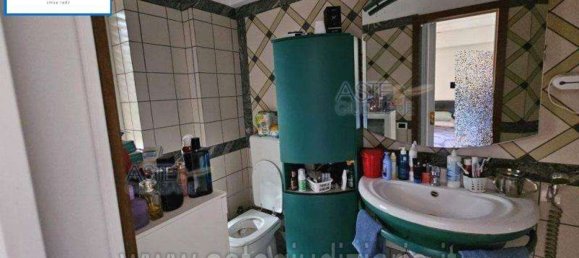 Apartamento de 3 divisões em Rome, Italy N.º 30751 12