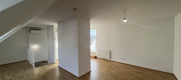 2 rooms Duplex in Hernals, Austria No. 57391 6