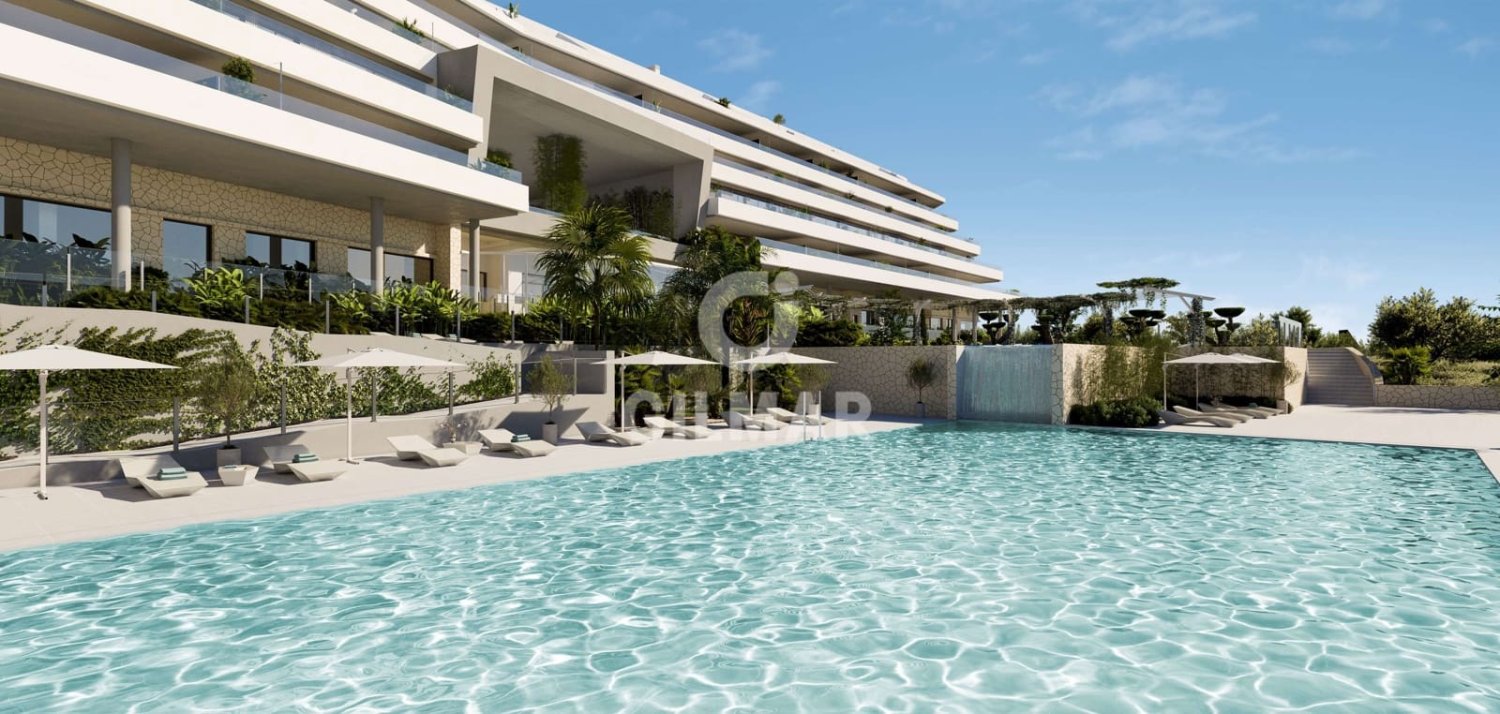 Apartamento de 3 dormitorios en Fuengirola, Spain No. 250320