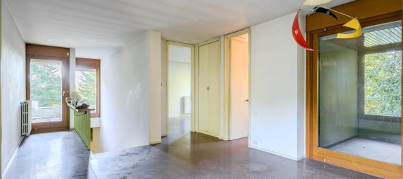 5 bedrooms Villa in Bregnano, Italy No. 139011 11