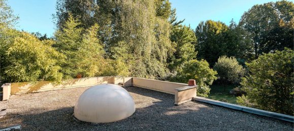 5 bedrooms Villa in Bregnano, Italy No. 139011 9