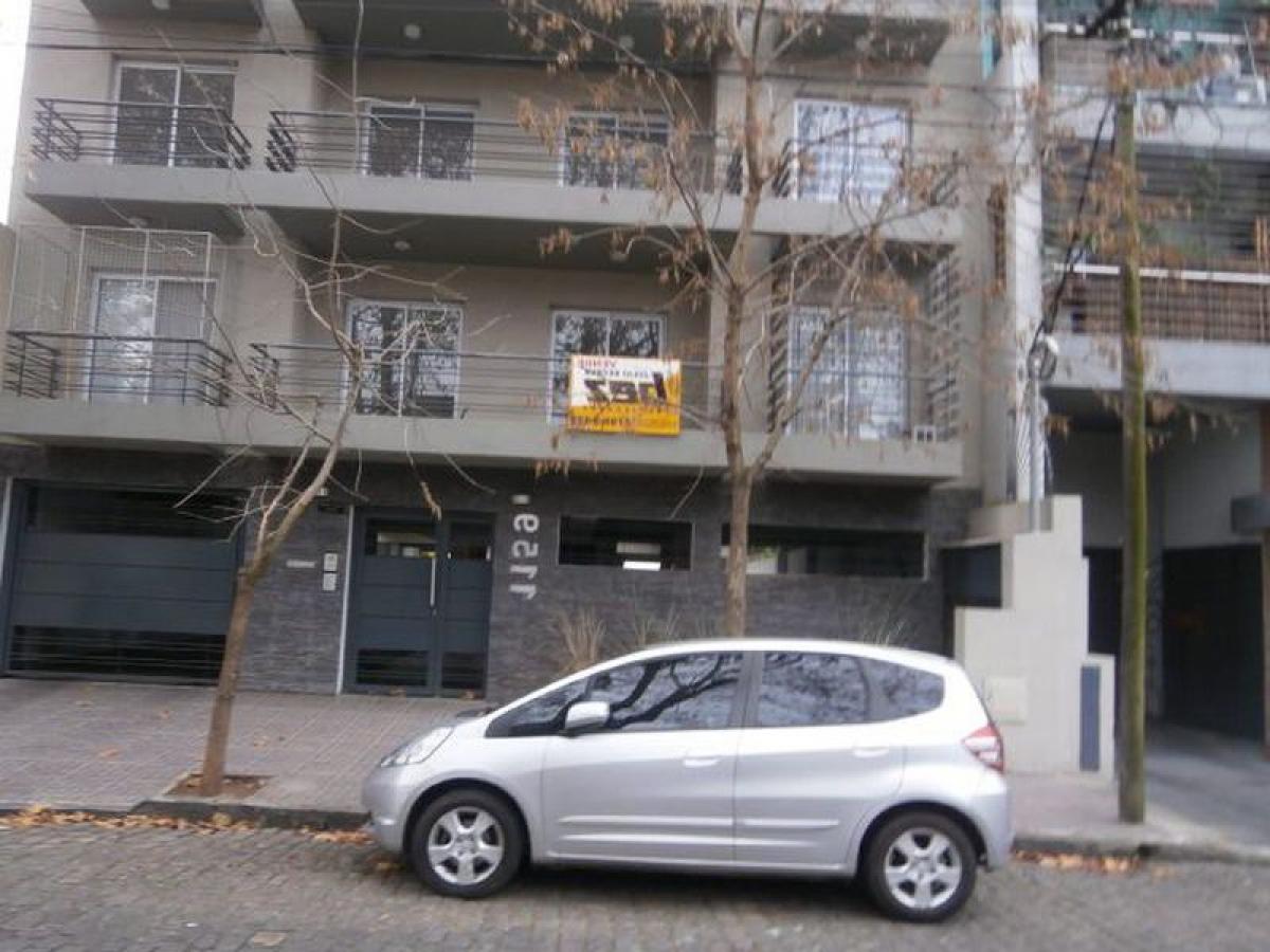 Studio in San Fernando, Argentina, Nr. 12302