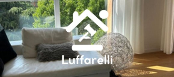 7 rooms Apartment in Meda, Italy No. 7711 2