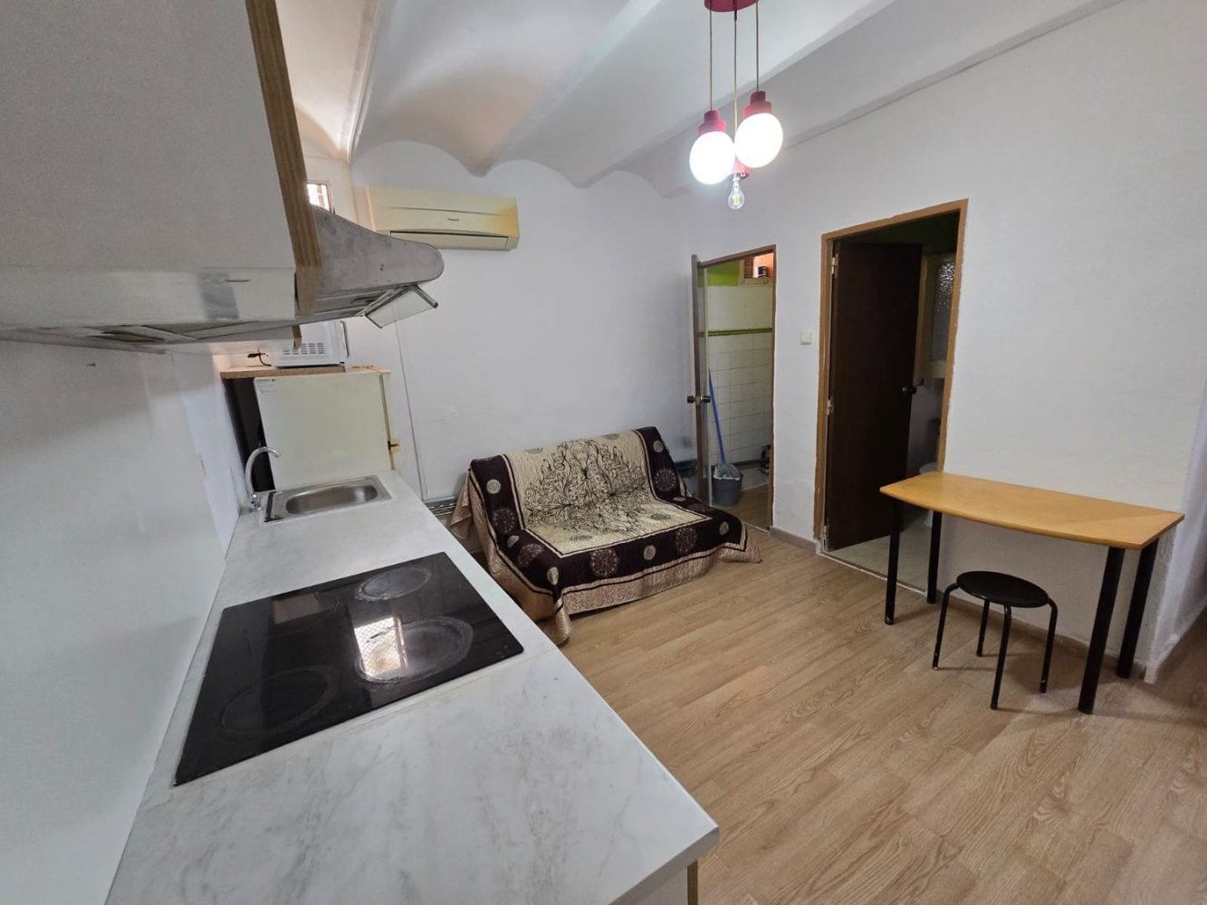 3 bedrooms Apartment in Barcelona, Spain No. 193788