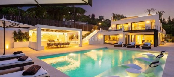 5 bedrooms Villa in Marbella, Spain No. 71464 5