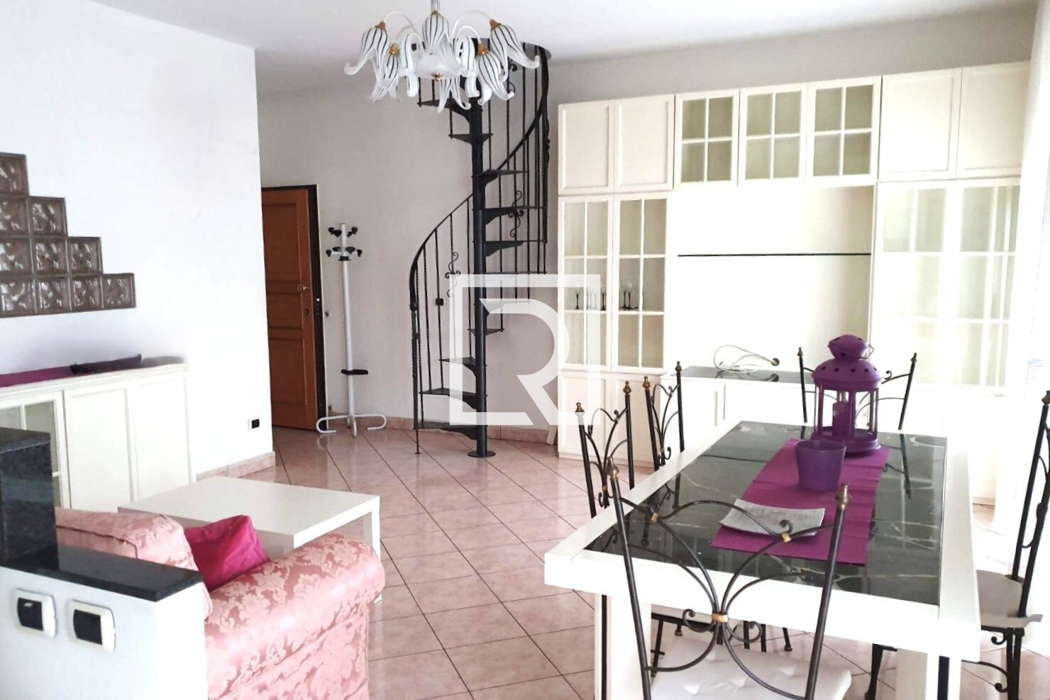 Квартира с 2 спальнями в Чезенатико, Италия № 265601