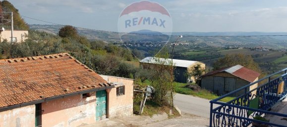 4-Zimmer Haus in Guardiagrele, Italy, Nr. 144508 10