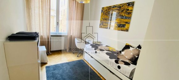 8 rooms Apartment in Parma, Italy No. 16732 17