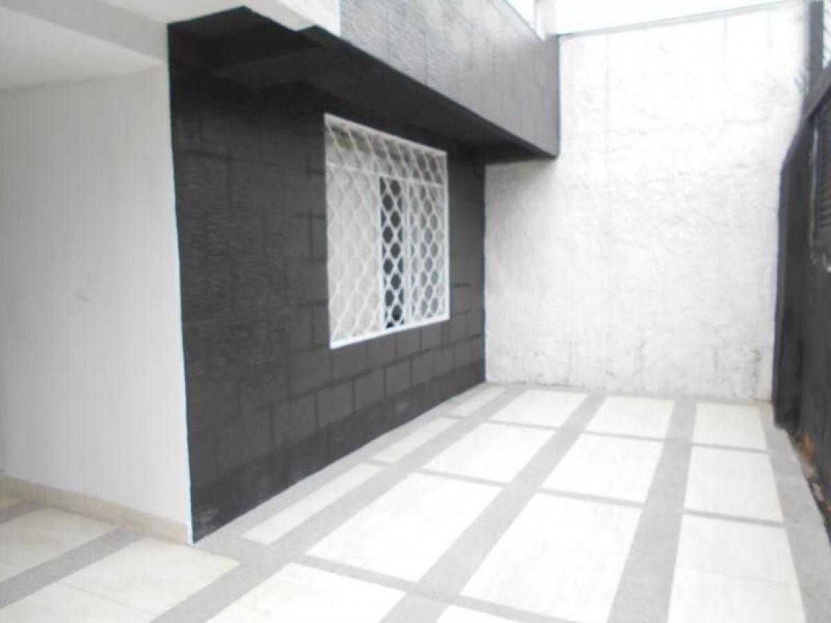 4 bedrooms House in Bogota, Colombia No. 9943