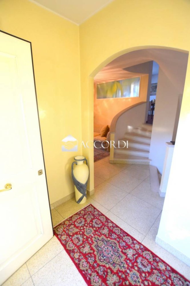 3 bedrooms Villa in Padua, Italy No. 173412