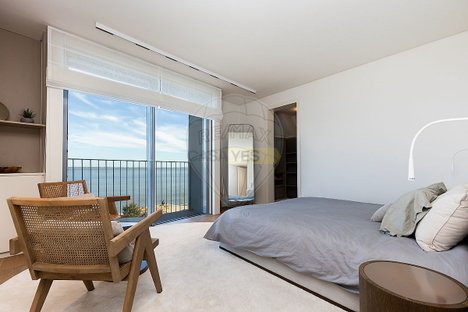 4 bedrooms Apartment in Lisbon, Portugal No. 130123