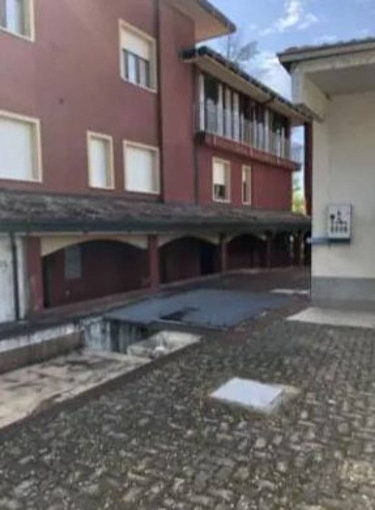 719m² Warehouse in Montalto Pavese, Italy No. 151702