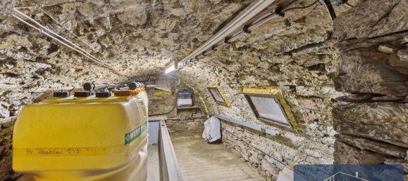 Здание с 6 спальнями в Greiz, Германия № 270184 25